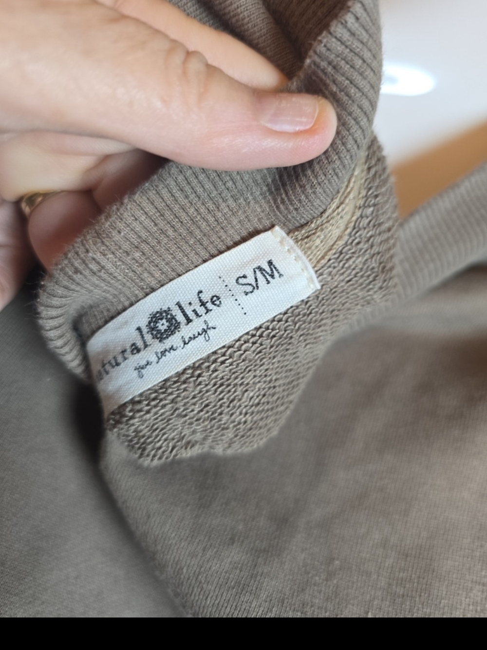 HTF taupe brown oversized v-neck Womens sweatshirt "Let's just go" S-M - Picture 7 of 7